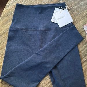 1 pair of Beyond Yoga Spacedye leggings 7/8 length.